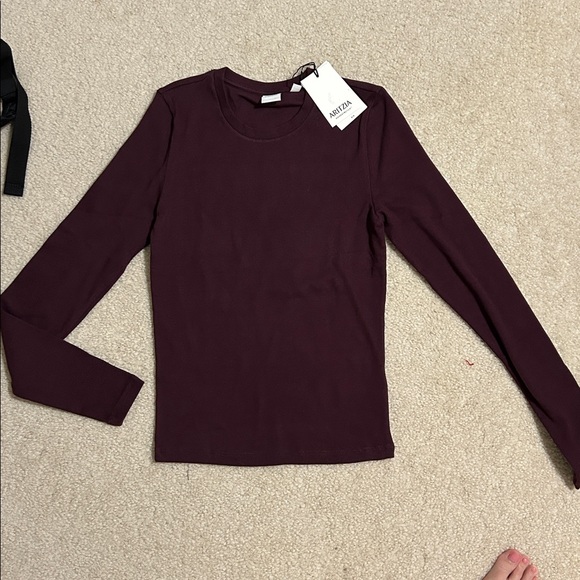 Aritzia HomeStretch Rib Backbeat Longsleeve - Picture 5 of 8